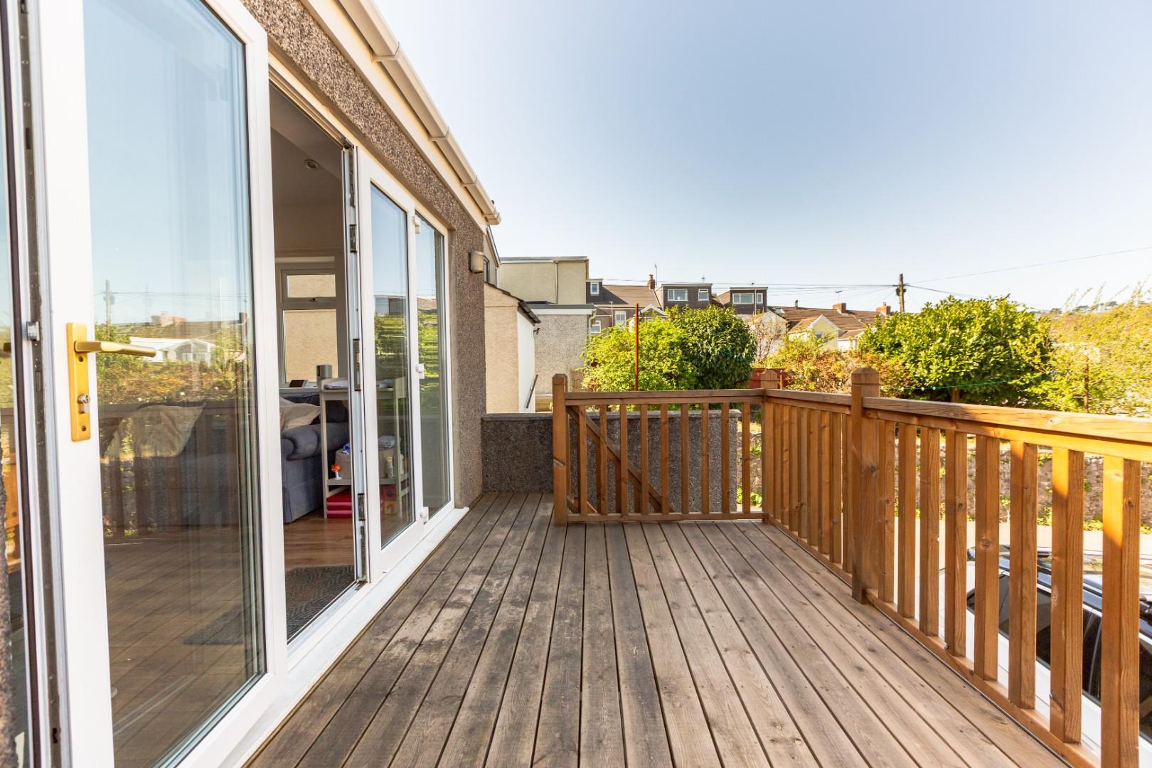 John Street, Mumbles, Swansea, SA3 4LH